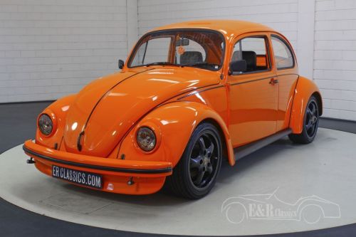 coccinelle orange voiture
