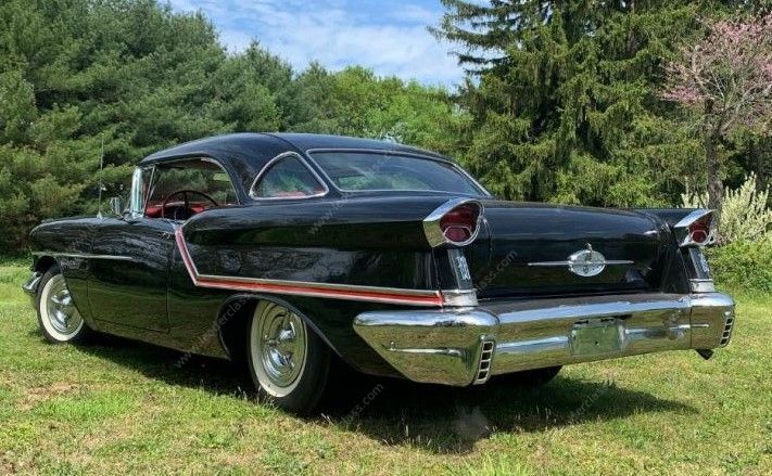 Oldsmobile 88 1957 Occasion