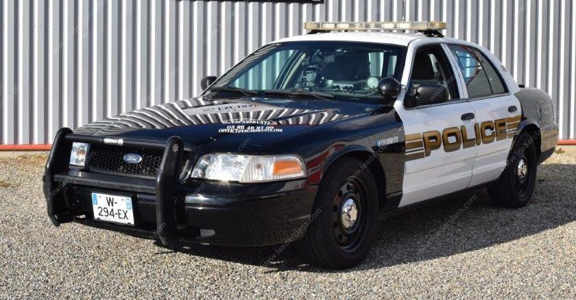 Ford Crown Victoria 2010 Used